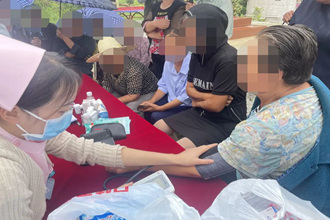 一路黔行·愛(ài)心義診